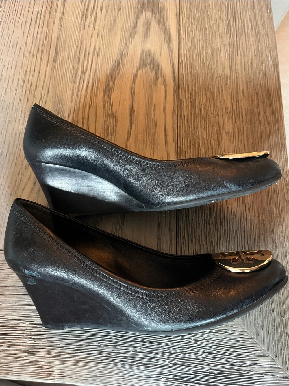 Tory Burch Black Leather Wedges with Gold Logo Medallions - Picture 8 of 8